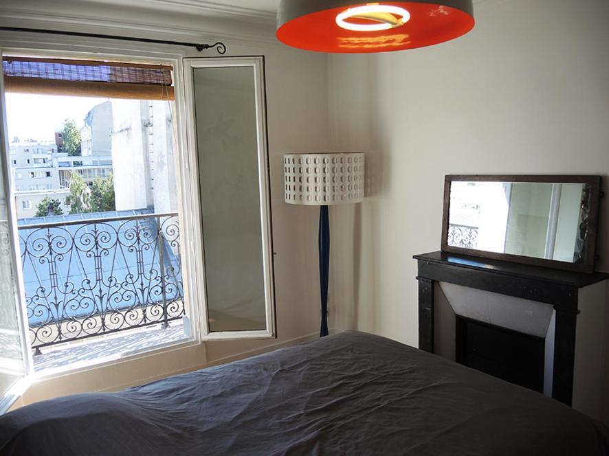 Ferienwohnung 2 Pieces Avec Balcon Plein Sud Paris Exterior foto