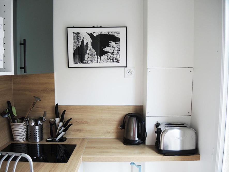 Ferienwohnung 2 Pieces Avec Balcon Plein Sud Paris Exterior foto