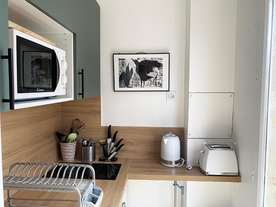 Ferienwohnung 2 Pieces Avec Balcon Plein Sud Paris Exterior foto